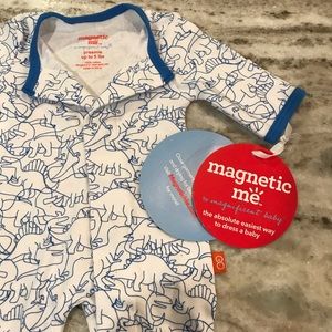 NWT Magnetic Me footie